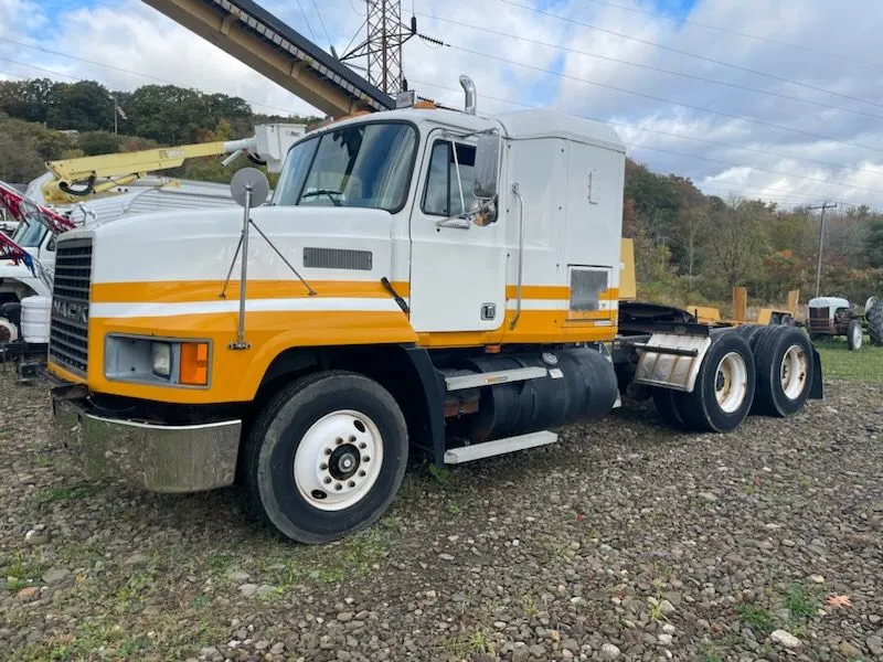 1991 MACK CH613 Twin Screw