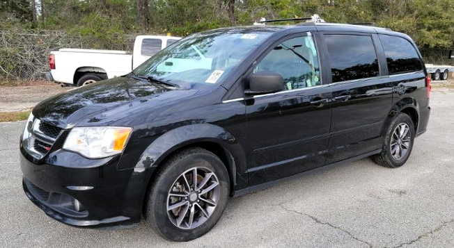 2017 Dodge grand caravan passenger SXT Minivan 4D